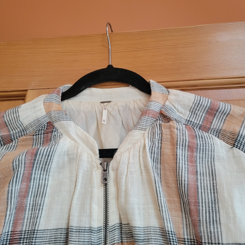 Jacket - Picture 2 of 2